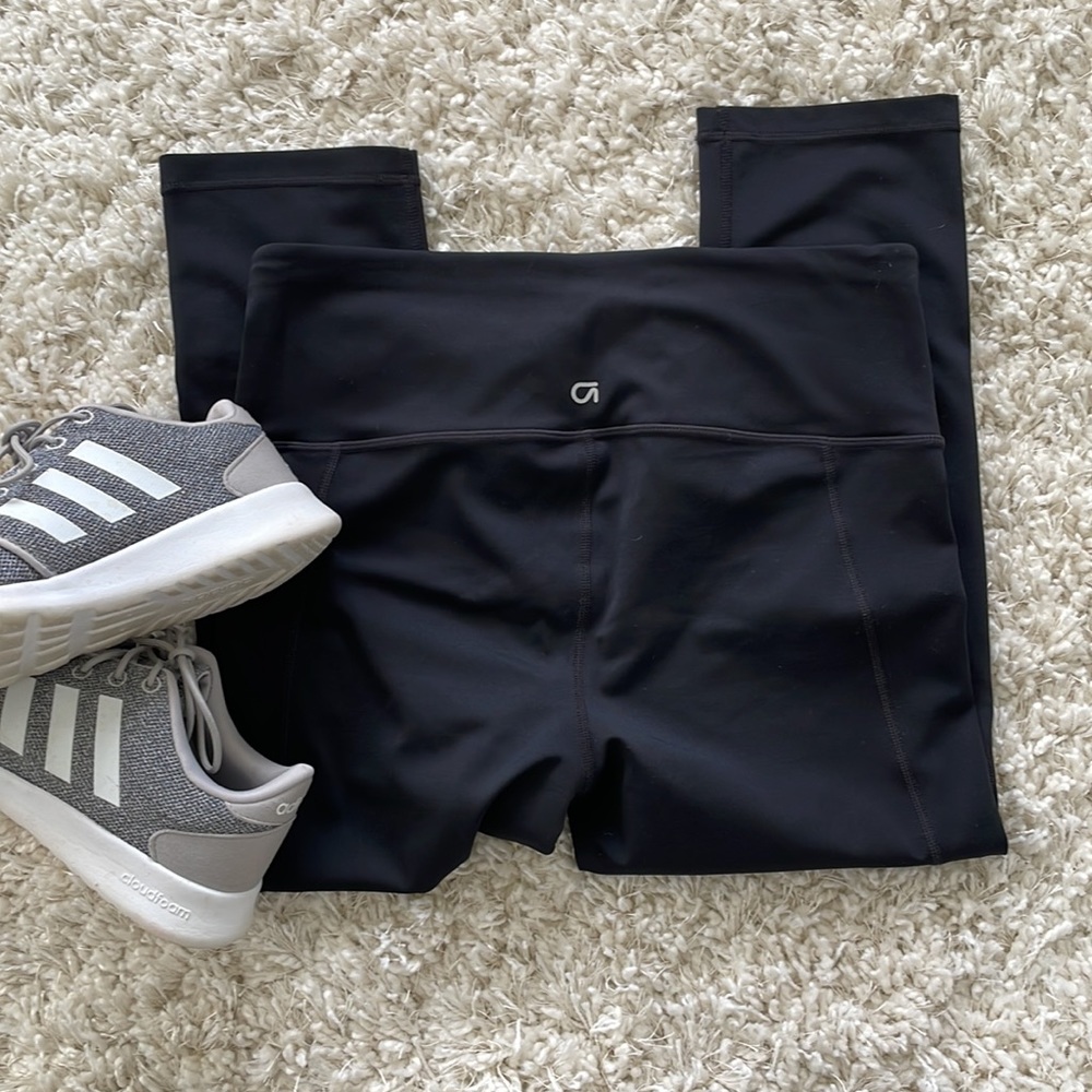 GapFit Eclipse high rise cropped leggings LIKE NEW!